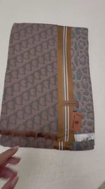 Hazelnut Wild-Print